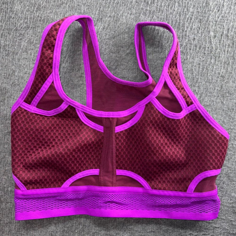 Nike Swoosh Ultrabreathe Sports Bra Fireberry Sangria CJ0149-638 Womens XS